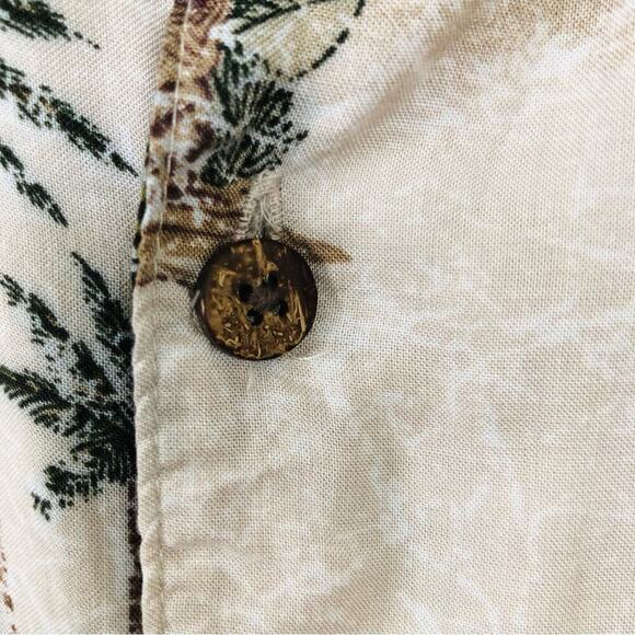 Havana Jack’s Cafe Hawaiian Shirt Small Aloha Tan Palm Tree Beach Coconut Bttns - Picture 6 of 9
